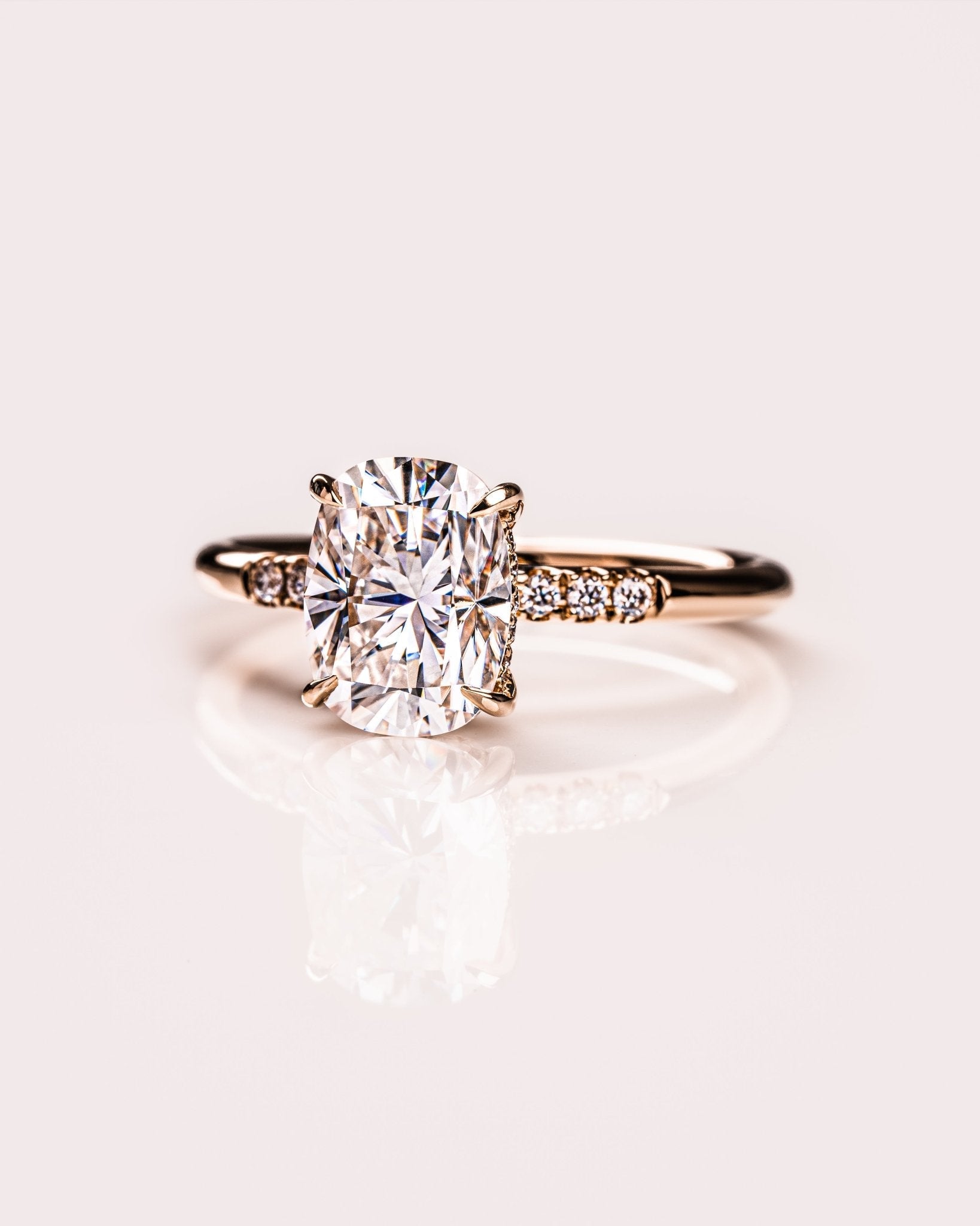 Michelle - Elongated Cushion